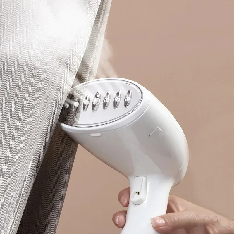 Xo Cf3 1500W Handheld Garment Steamer A Xo Cf3 1500W Handheld Garment Steamer A